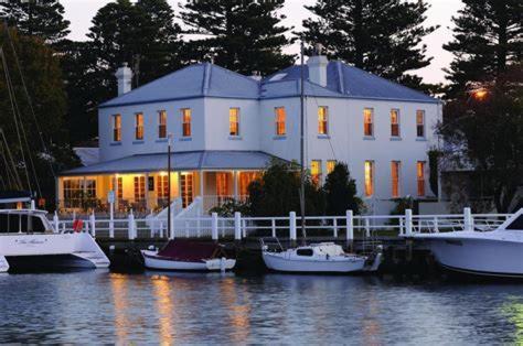 Sails - Elegant, Spacious Beach Villa Port Fairy Exterior photo