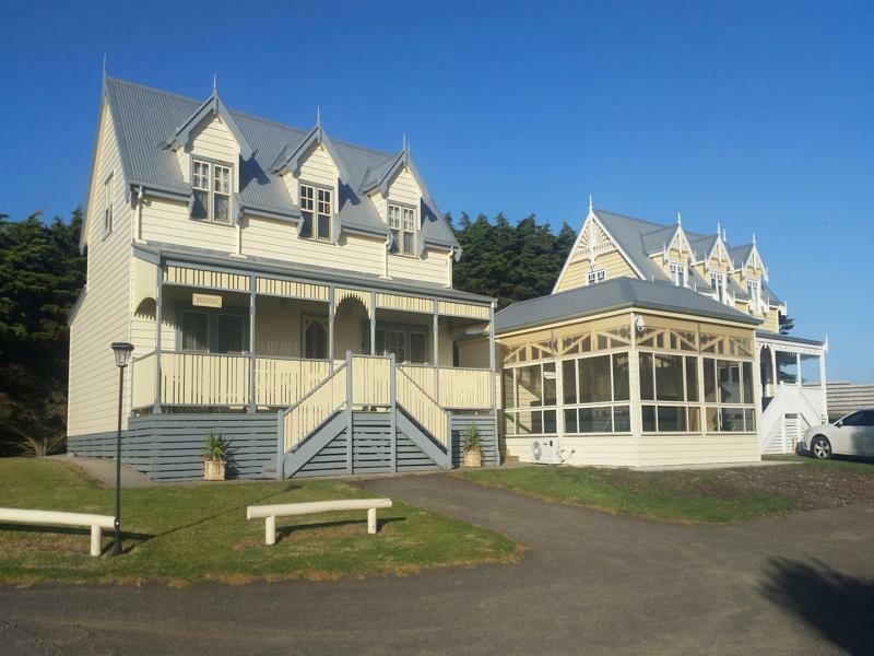 Sails - Elegant, Spacious Beach Villa Port Fairy Exterior photo